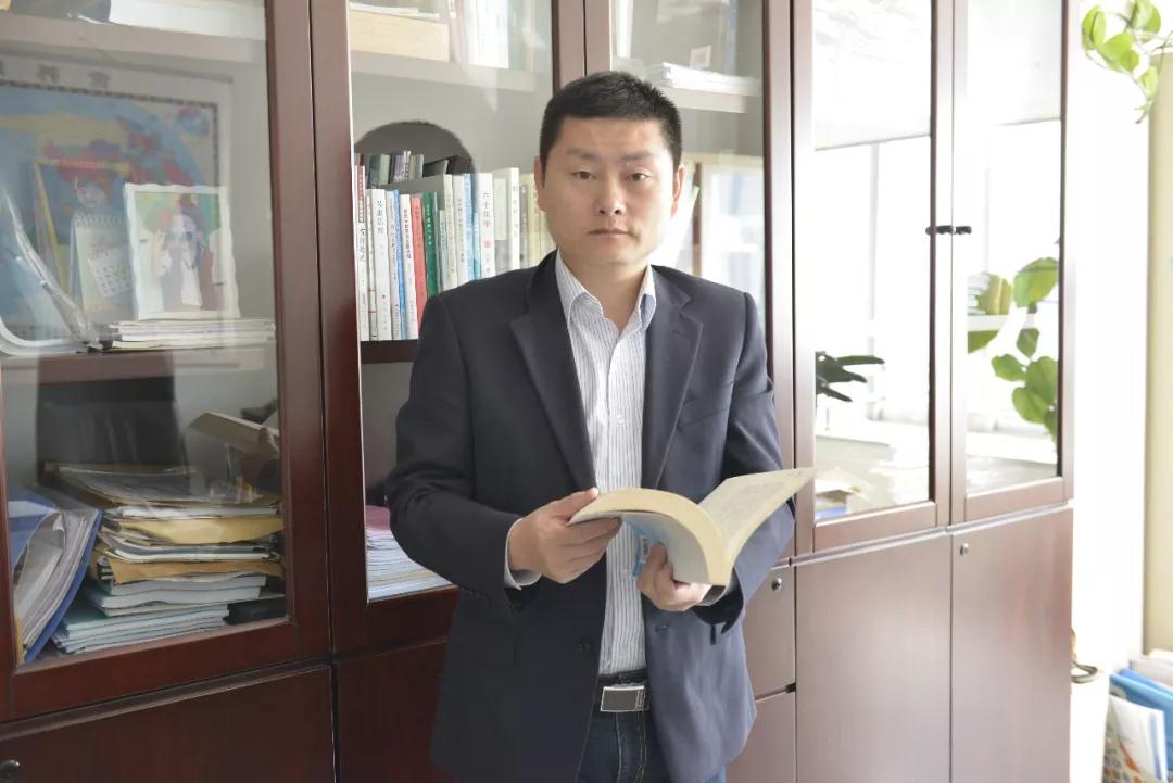图林语录 | 李永钢:图书馆从业者要随着社会发展有所变化,否则会有被边缘化、被淘汰的风险 图林语录 | 李永钢:图书馆从业者要随着社会发展有所变化,否则会有被边缘化、被淘汰的风险