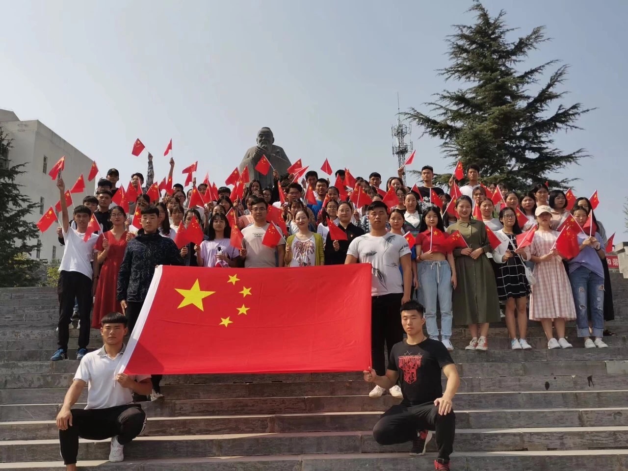 我院团委举办“青春社联,献礼国庆”活动 我院团委举办“青春社联,献礼国庆”活动