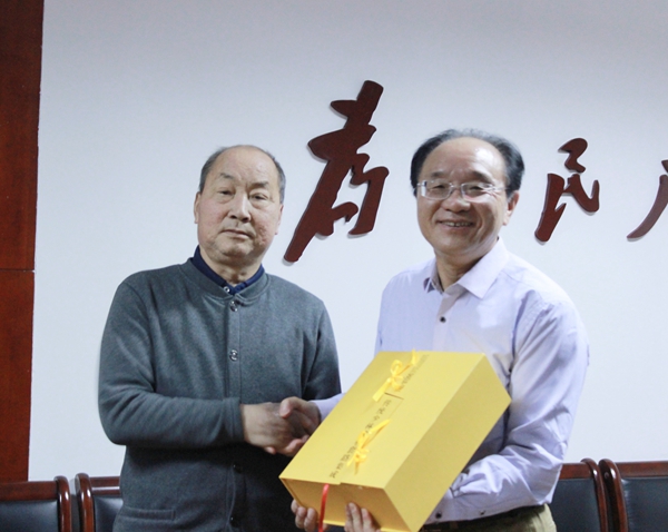 中国翻译协会常务副会长兼秘书长王刚毅一行来我院调研 中国翻译协会常务副会长兼秘书长王刚毅一行来我院调研