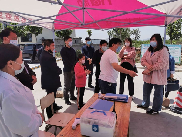 登封市返校复学督察组莅临我院检查指导工作 登封市返校复学督察组莅临我院检查指导工作