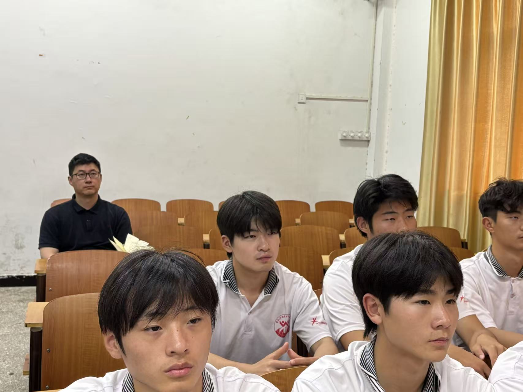 0512-刘少鹏-听郜艳丽的课07.jpg